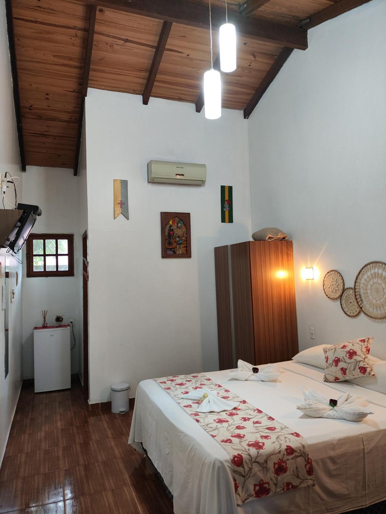 Templarios Ecovilla Pousada Pirenopolis Exterior photo